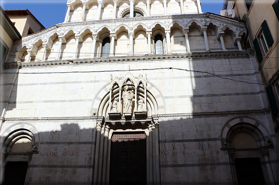 foto Chiesa di San Michele in Borgo